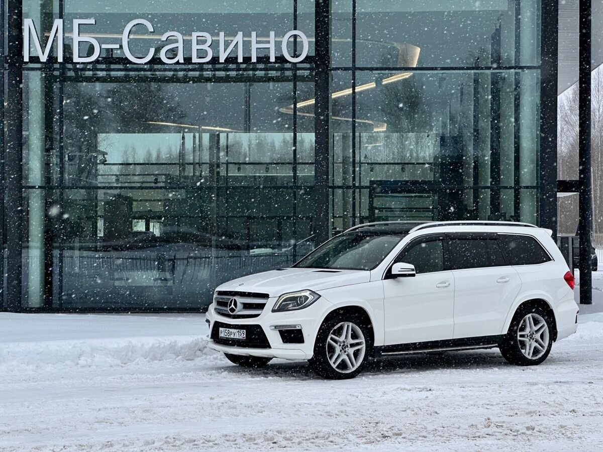 Mercedes-Benz 400 3.0 AT (333 л.с.) 4WD