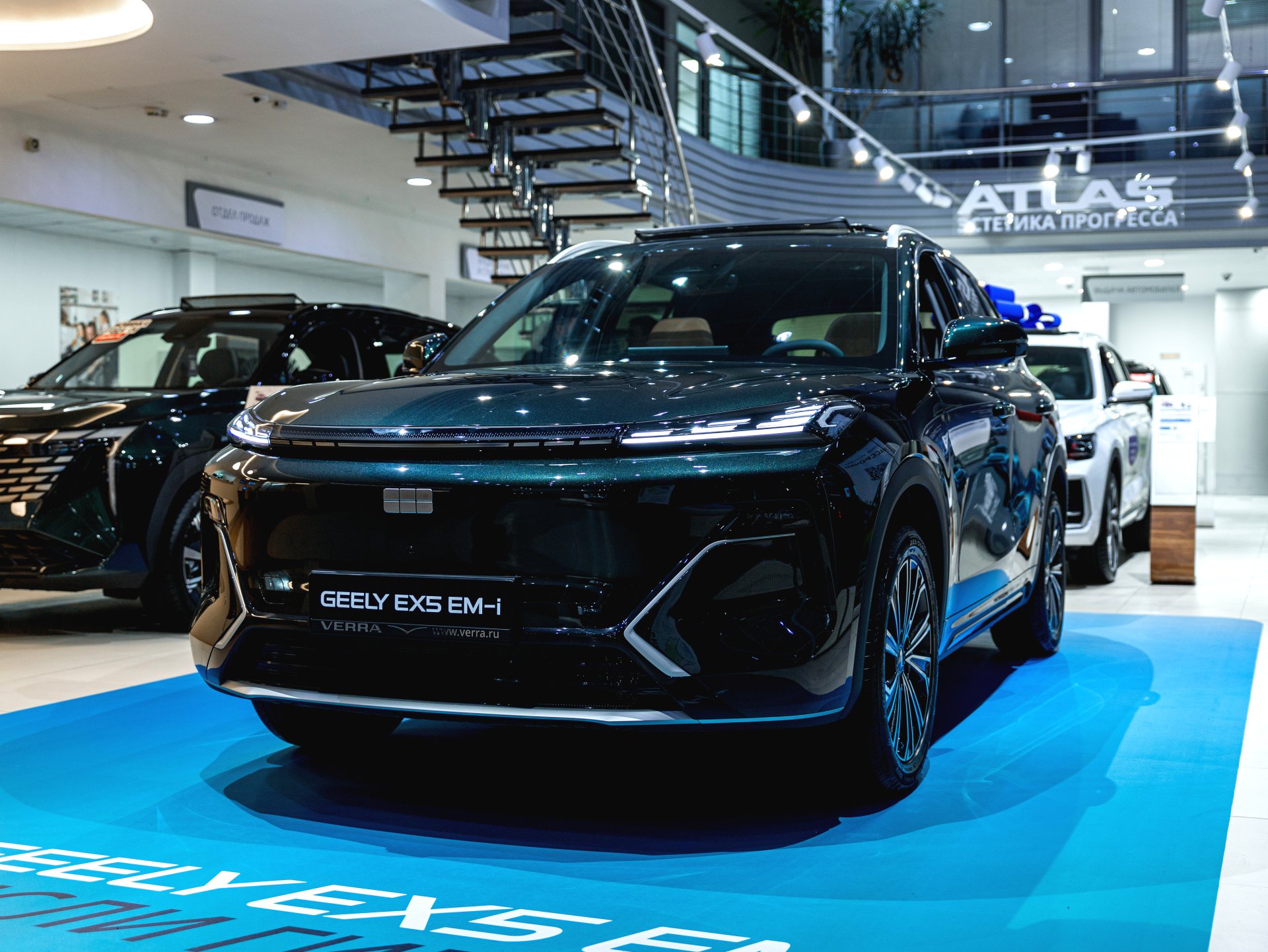 Geely 1.5hyb AT (167 л.с.)