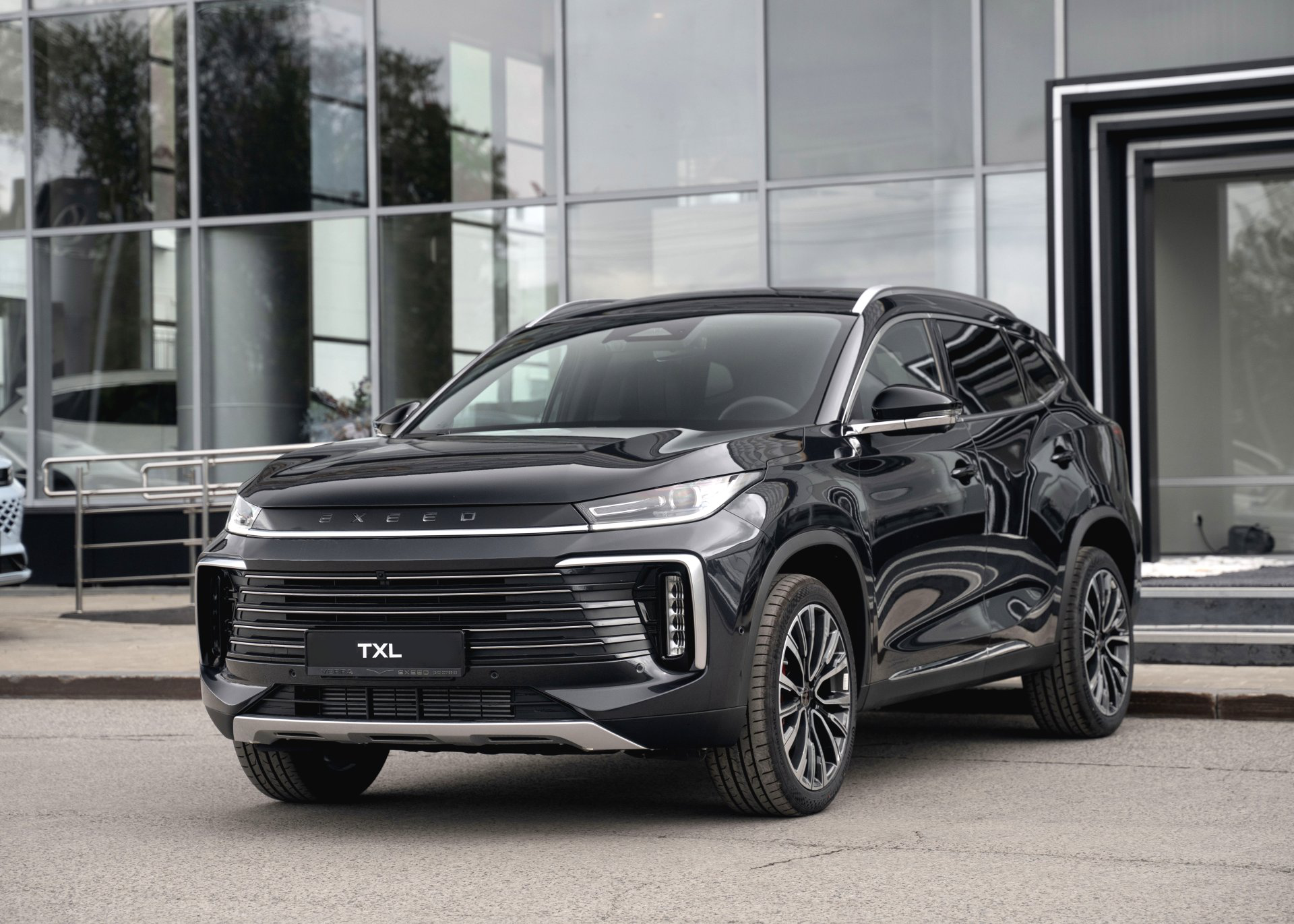 EXEED TXL (1.6T 7DCT Business) 1.6 AMT (197 л.с.) 4WD EXEED TXL (1.6T 7DCT Business) 1.6 AMT (197 л.с.) 4WD
