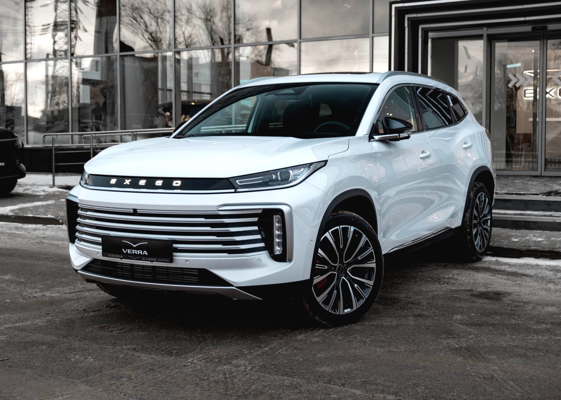 EXEED TXL (Flagship) 2.0 AT (197 л.с.) 4WD EXEED TXL (Flagship) 2.0 AT (197 л.с.) 4WD